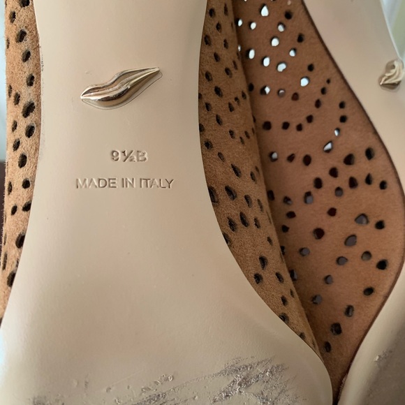 Diane Von Furstenberg Suede Stilettos 9.5 detail - Picture 6 of 7